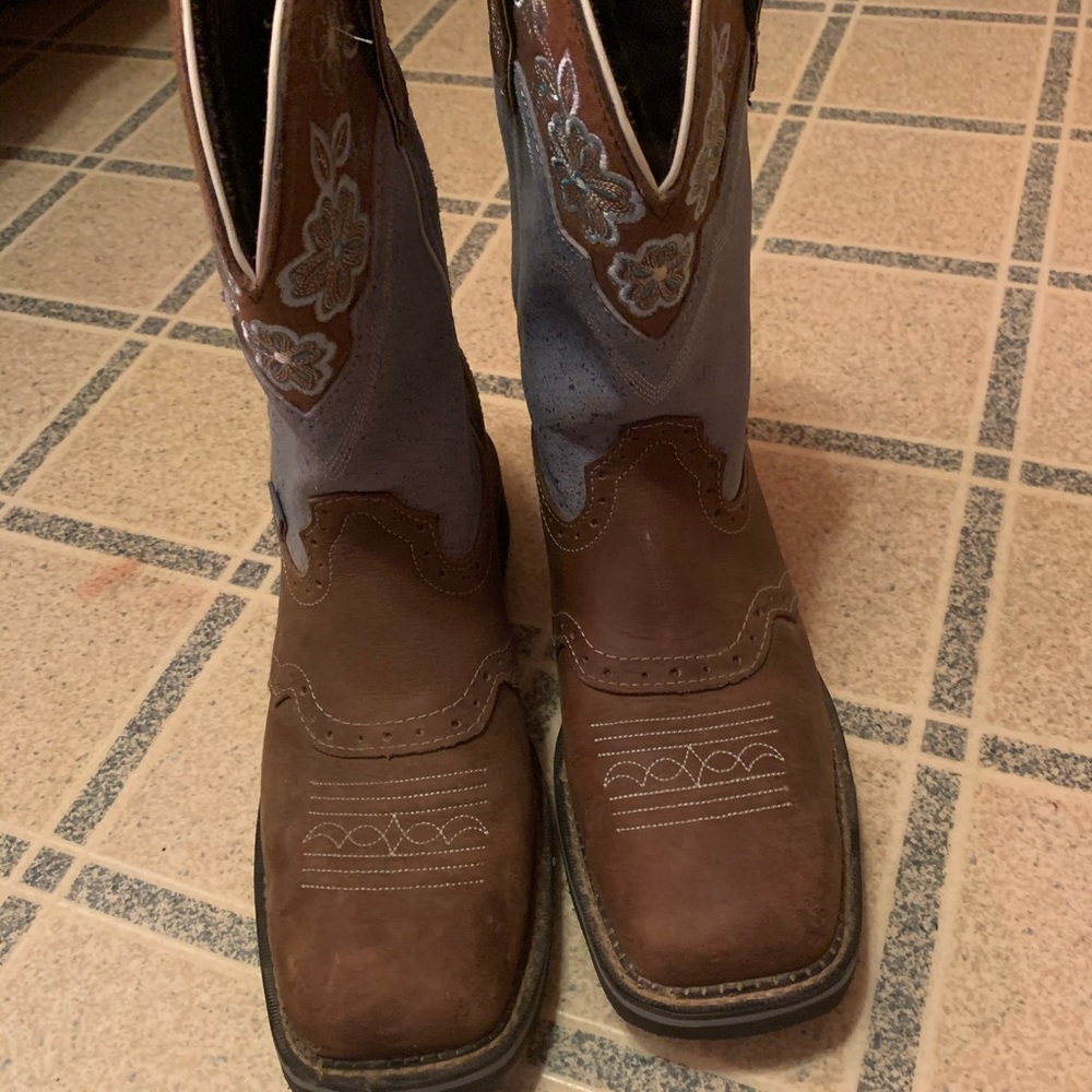NWOT Justin cowboy boots
